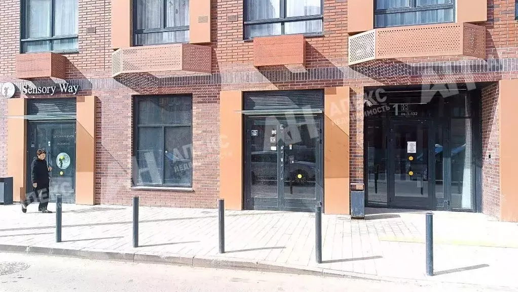 Помещение свободного назначения в Москва ул. Николая Озерова, 8к1 (65 ... - Фото 1