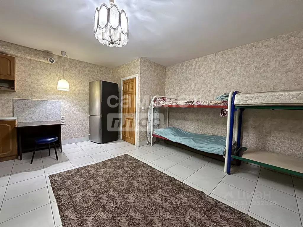 Дом в Ростовская область, Ростов-на-Дону Подъездная ул., 42 (100 м) - Фото 1