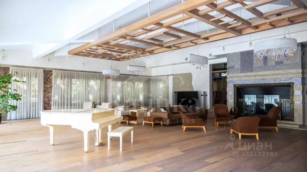 Дом в Московская область, Одинцовский городской округ, д. Жуковка, ... - Фото 1