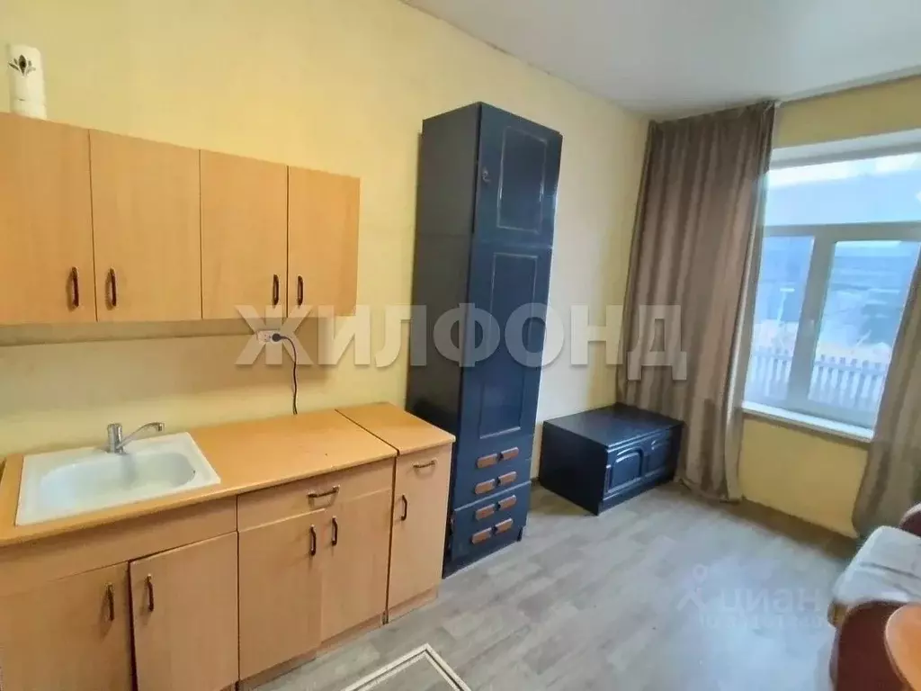 1-к кв. Хакасия, Абакан Хлебная ул., 20 (16.0 м) - Фото 1