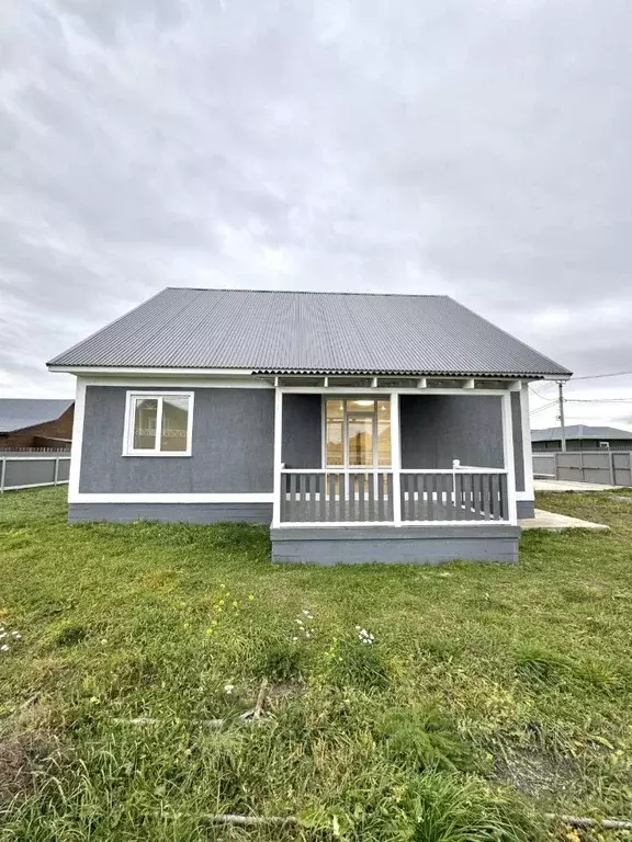 Дом в Иркутская область, Иркутский муниципальный округ, с. Хомутово ... - Фото 1