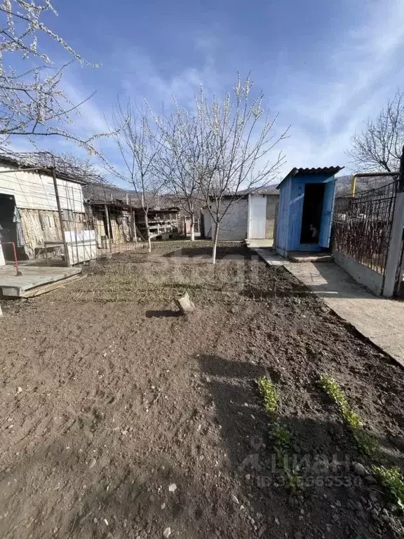 Дом в Ставропольский край, Предгорный муниципальный округ, пос. ... - Фото 1