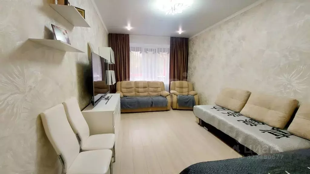 2-к кв. Башкортостан, Стерлитамак ул. Суворова, 10 (56.1 м) - Фото 1