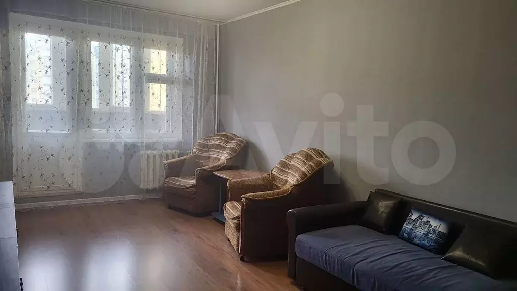2-к. квартира, 60 м, 10/10 эт. - Фото 1