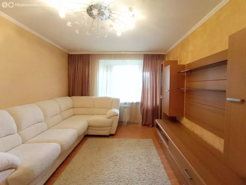2-комнатная квартира: Ульяновск, Локомотивная улица, 68 (50 м) - Фото 0