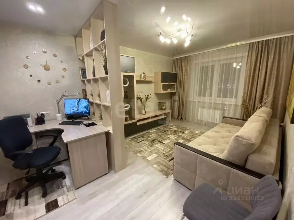 2-к кв. Бурятия, Улан-Удэ ул. Модогоева, 4 (66.7 м) - Фото 1