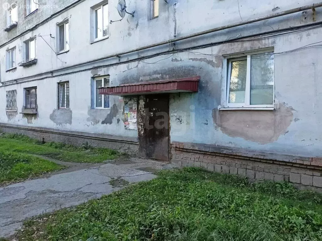 Квартира-студия: Нижний Тагил, улица Победы, 45к2 (13.3 м) - Фото 1