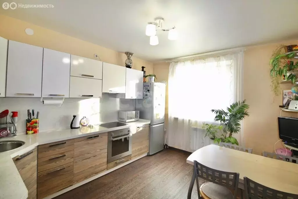 3-комнатная квартира: Чита, микрорайон Царский, 8 (82.7 м) - Фото 2