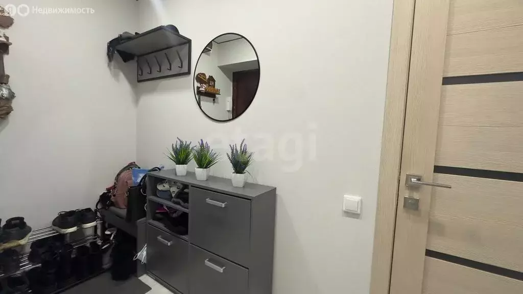 2-комнатная квартира: Ирбит, улица Горького, 10 (45.6 м) - Фото 1