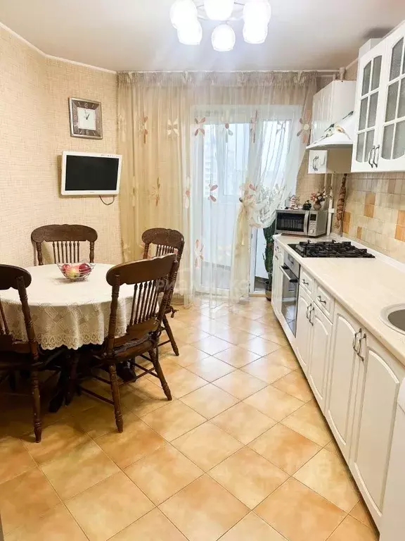 3-к кв. Брянская область, Брянск Московский мкр, 44 (90.0 м) - Фото 1