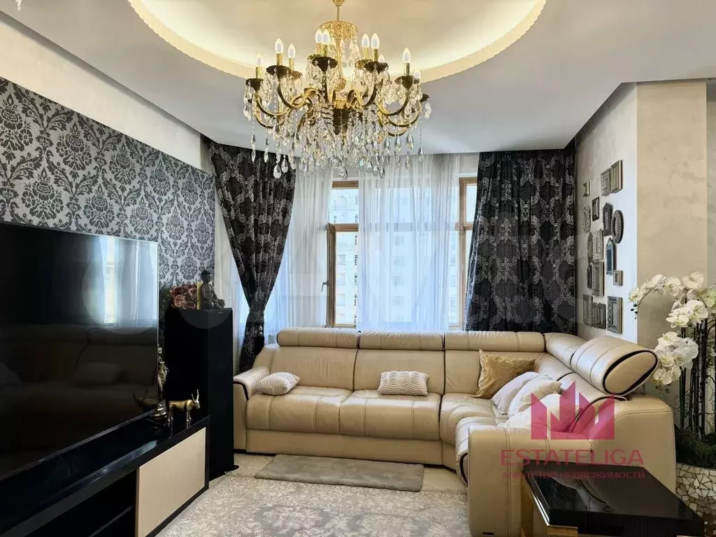 3-к. квартира, 130 м, 16/19 эт. - Фото 0