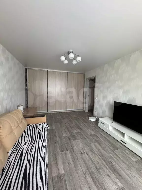 2-к. квартира, 55 м, 7/14 эт. - Фото 1