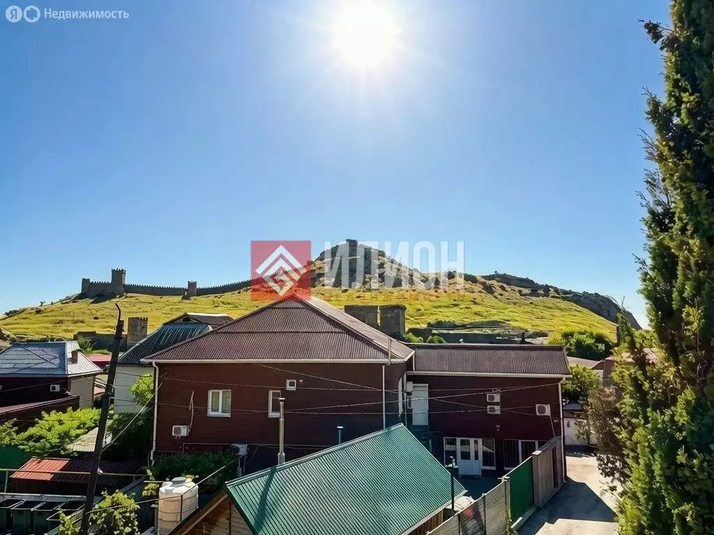 3-комнатная квартира: Судак, улица Истрашкина, 5 (44 м) - Фото 1