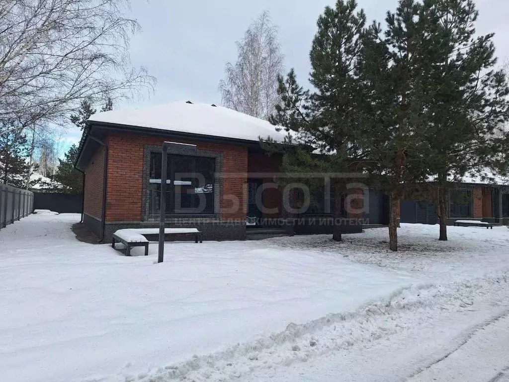 Дом в Воронежская область, Рамонский район, Айдаровское с/пос, с. ... - Фото 1