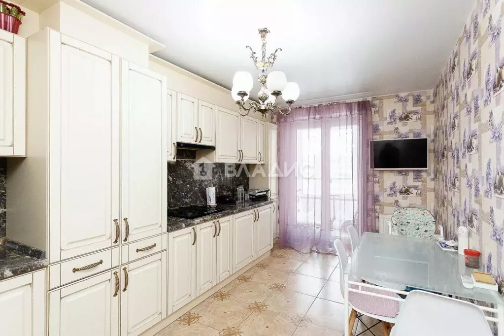 2-к кв. Владимирская область, Владимир Коммунар мкр, Центральная ул., ... - Фото 1