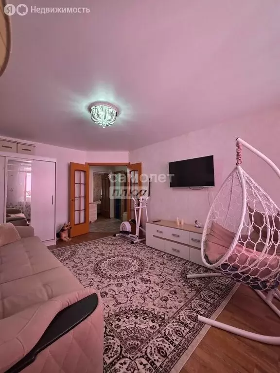 2-комнатная квартира: село Серафимовский, улица Коваленко, 2 (46 м) - Фото 1