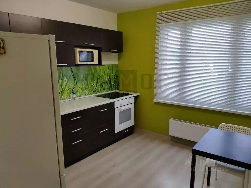 1-к кв. Свердловская область, Екатеринбург ул. Рассветная, 8к2 (37.9 ... - Фото 2