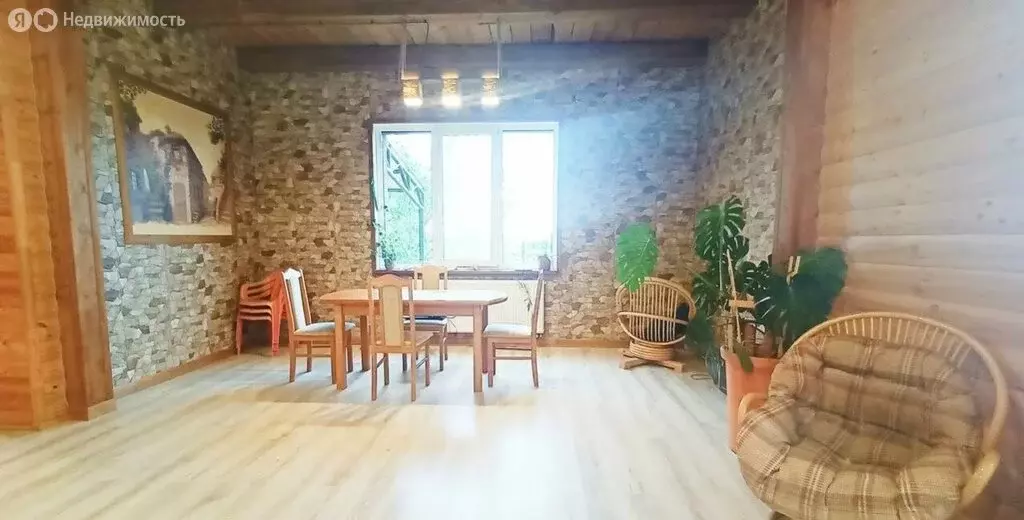 Дом в Калининград, Олимпийская улица (242 м) - Фото 0