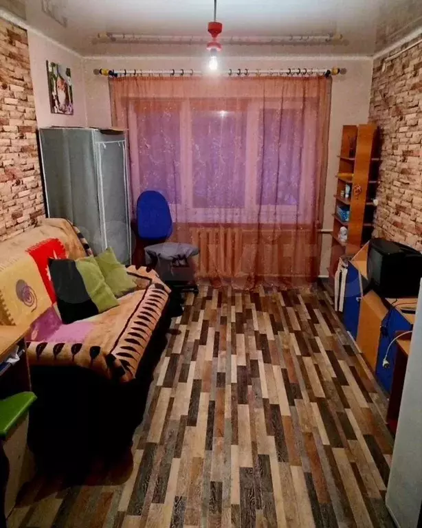 5-к. квартира, 12,2 м, 4/5 эт. - Фото 0