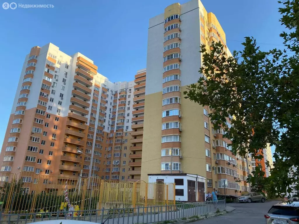 2-комнатная квартира: Новороссийск, улица Мурата Ахеджака, 6 (60.4 м) - Фото 1