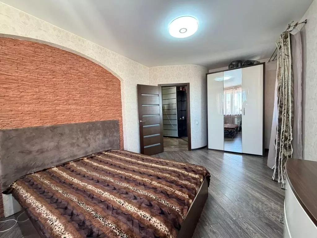 2-к кв. Татарстан, Казань ул. Юлиуса Фучика, 8Б (60.0 м) - Фото 1