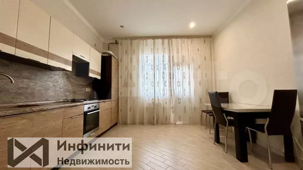 2-к. квартира, 85 м, 6/10 эт. - Фото 1