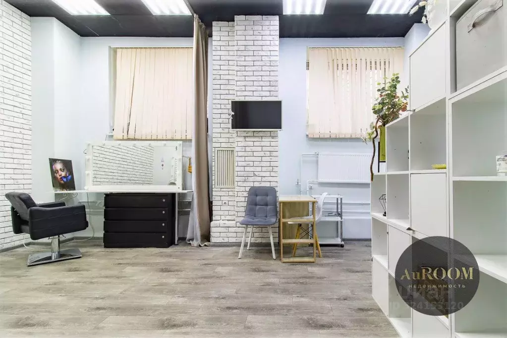 Офис в Волгоградская область, Волжский ул. 40 лет Победы, 57 (82 м) - Фото 1