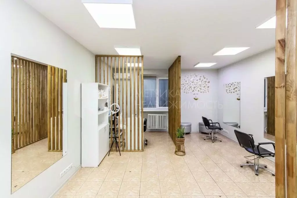 Помещение свободного назначения в Тюменская область, Тюмень Солнечный ... - Фото 2