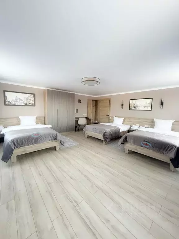 Комната Челябинская область, Челябинск ул. 50-летия ВЛКСМ, 12 (42.0 м) - Фото 1