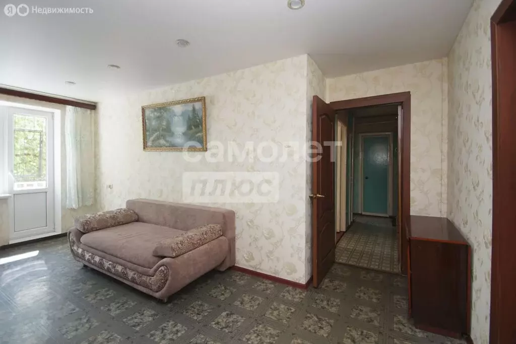 3-комнатная квартира: Омск, улица Сулеймана Стальского, 9 (63 м) - Фото 0