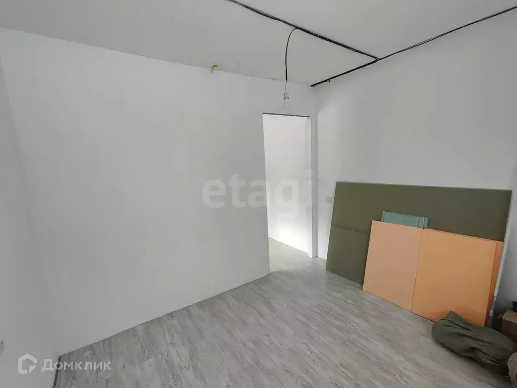 Продаётся 4-к квартира, 61.4 м - Фото 1
