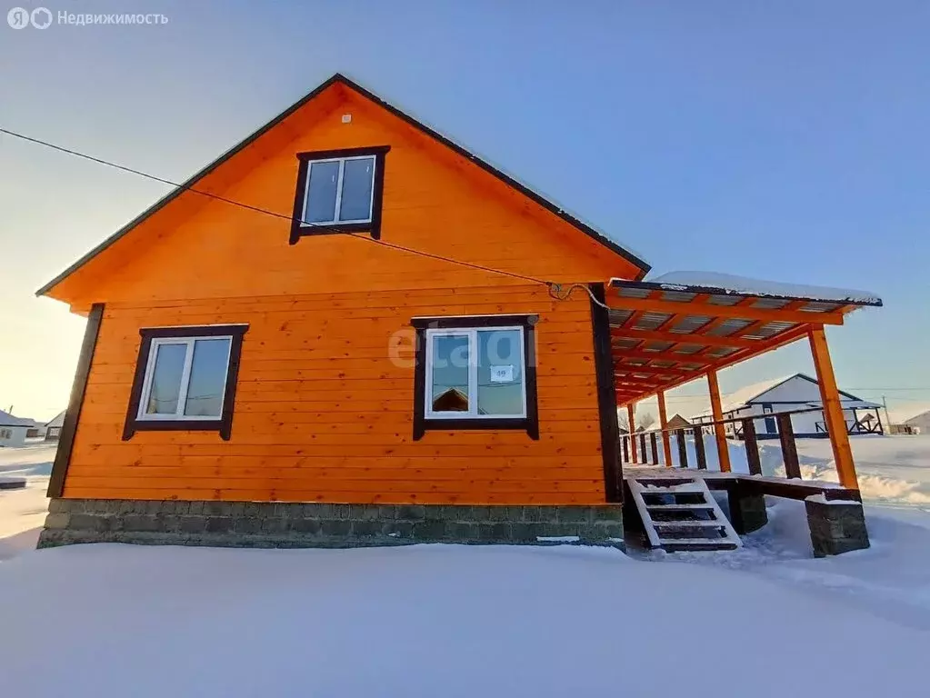 Дом в Чишминский район, Алкинский сельсовет, село Уразбахты (120 м) - Фото 0