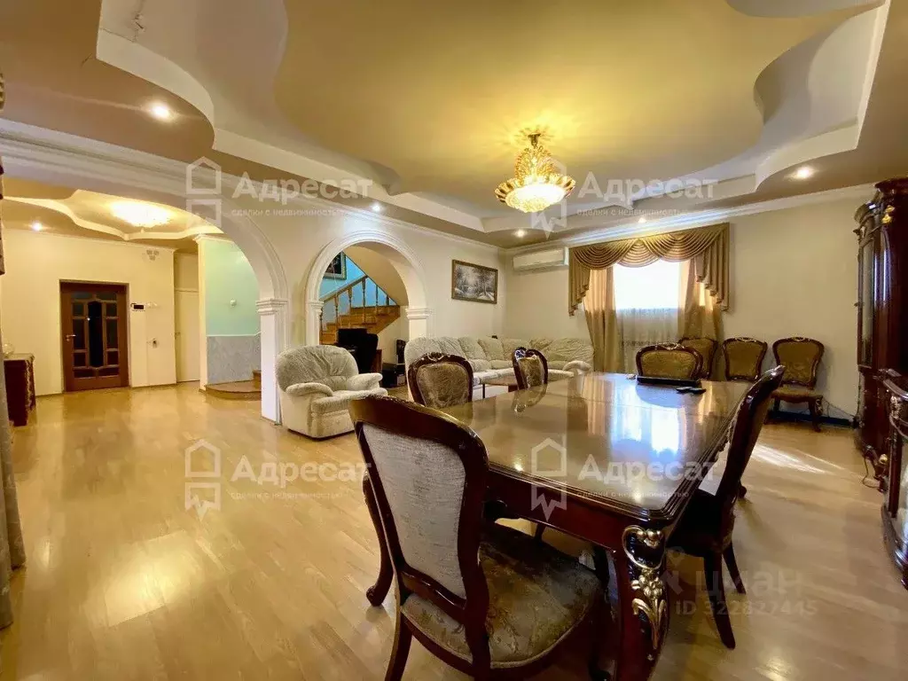 Дом в Волгоградская область, Волгоград Ленская ул. (396 м) - Фото 1