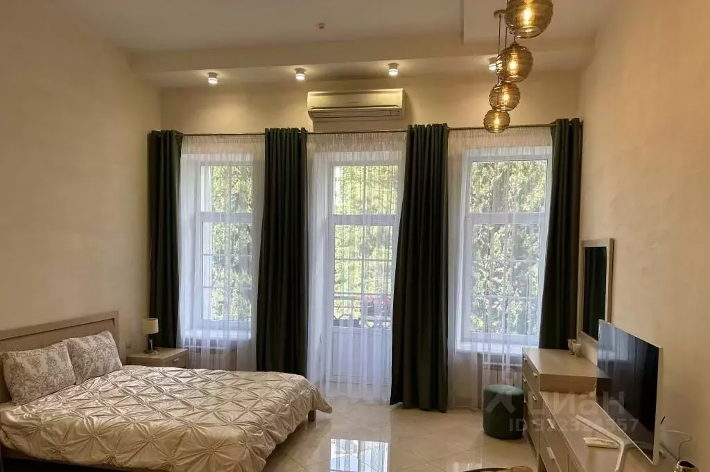 1-к кв. Крым, Ялта наб. Имени В.И. Ленина, 13 (51.0 м) - Фото 1