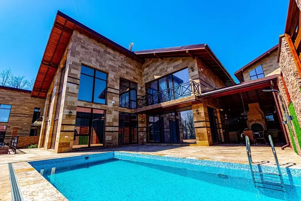 Дом в Краснодарский край, Сочи  (280 м) - Фото 0