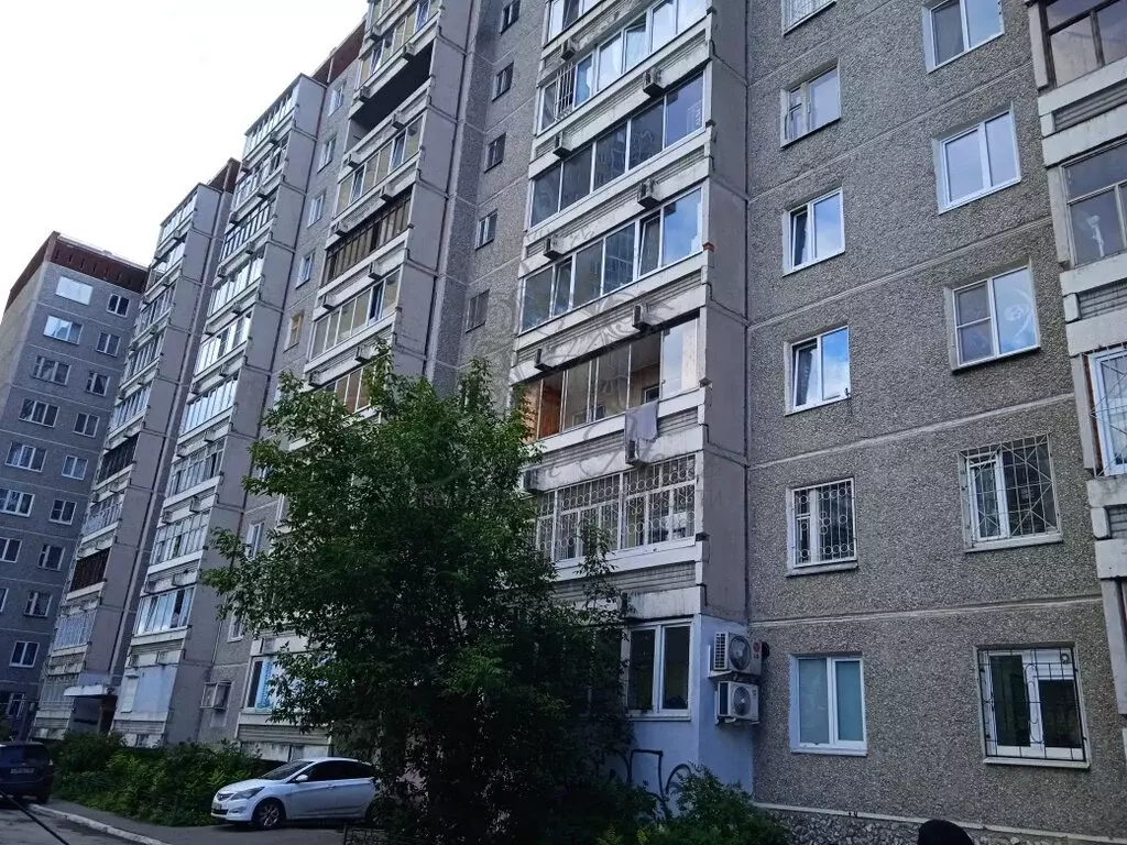 3-комнатная квартира: екатеринбург, техническая улица, 14к1 (63.8 м) - Фото 0