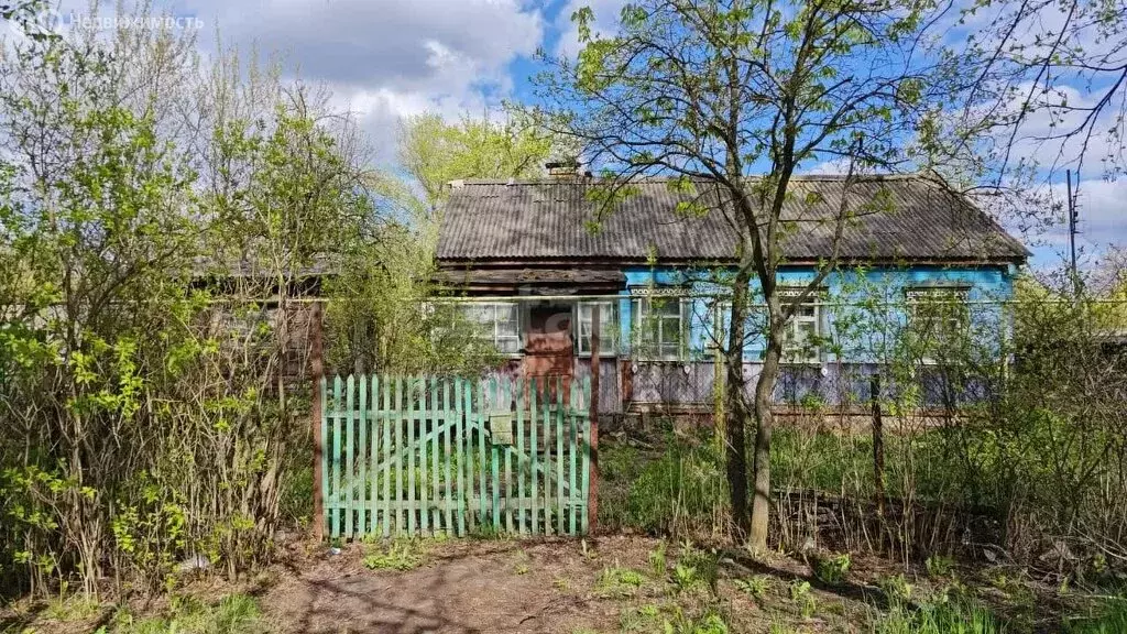 Дом в посёлок городского типа Змиёвка, улица Лескова, 45 (61.9 м) - Фото 0