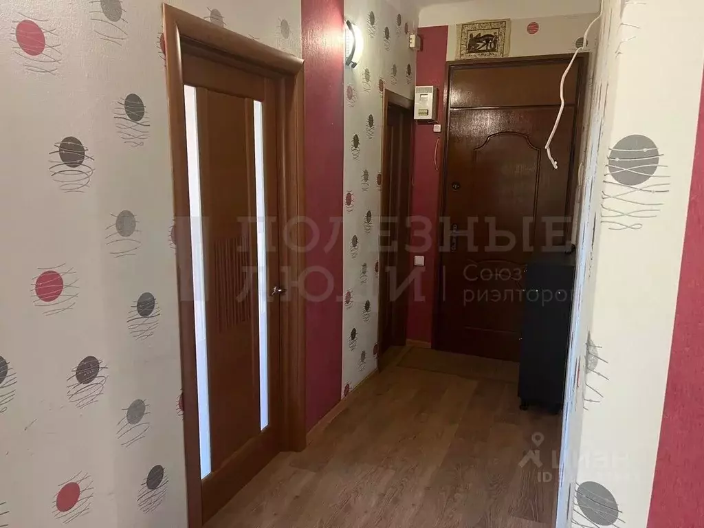 3-к кв. Новгородская область, Боровичи 1 Мая пл., 1 (64.5 м) - Фото 2