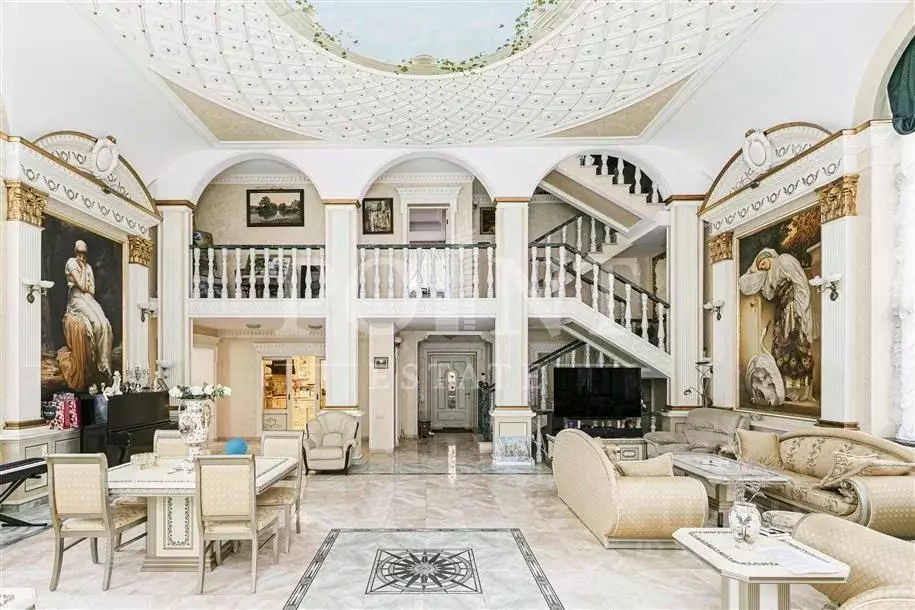 Коттедж в Московская область, Одинцовский городской округ, д. Барвиха, ... - Фото 1