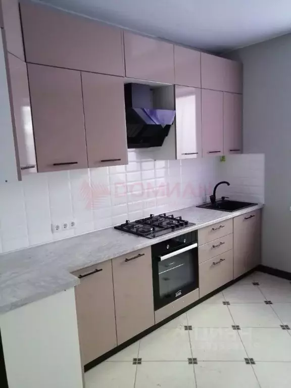 Дом в Ростовская область, Новочеркасск Курганная ул., 20 (160 м) - Фото 1