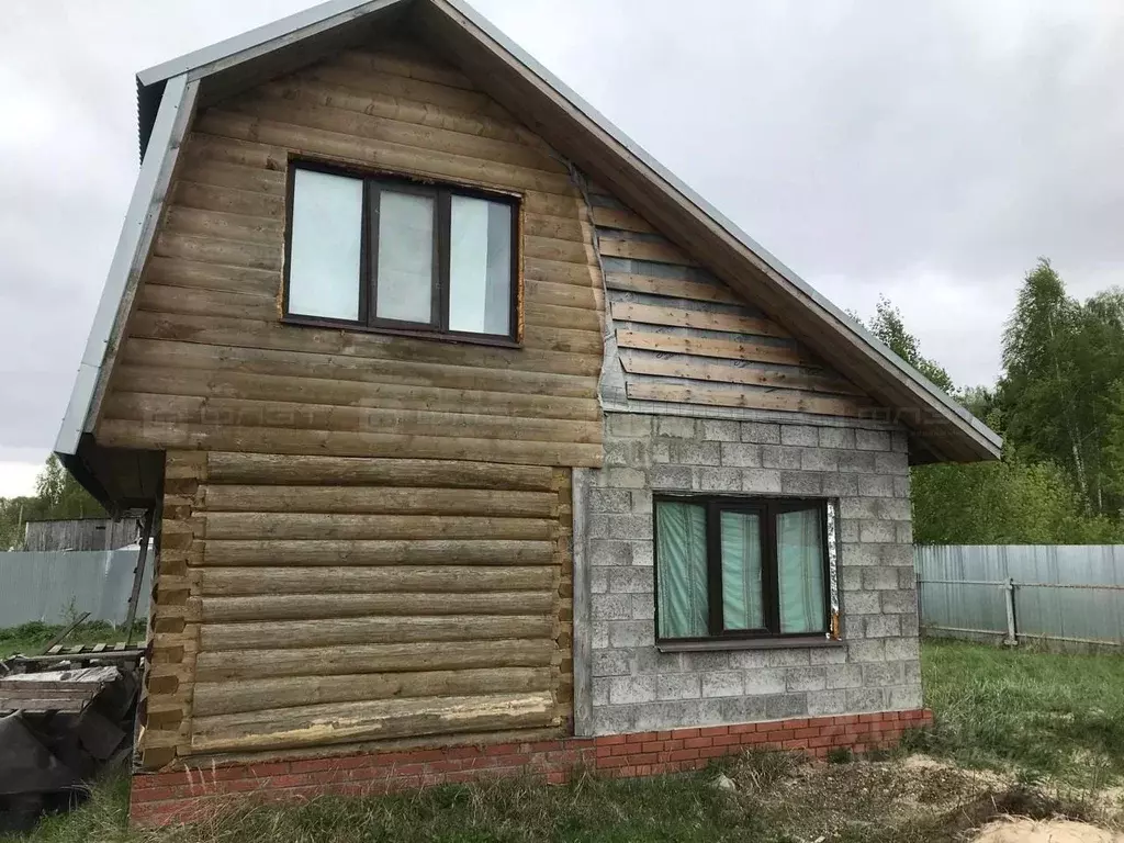 Дом в Татарстан, Зеленодольский район, Айшинское с/пос, с. Айша ул. ... - Фото 1