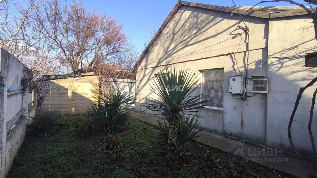 Дом в Крым, Симферопольский район, Донское с/пос, с. Кленовка ул. ... - Фото 1