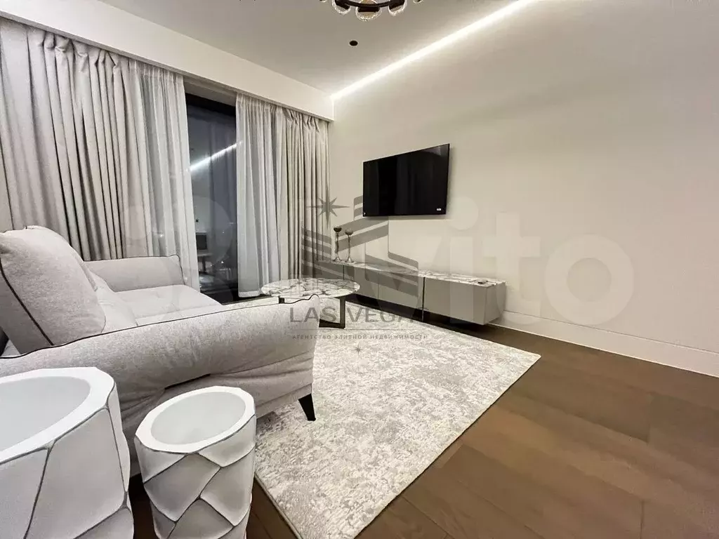 2-к. квартира, 65 м, 9/32 эт. - Фото 1