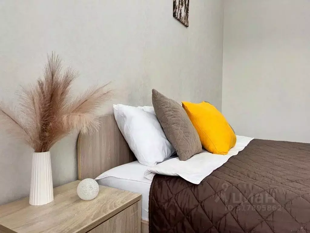 1-к кв. Красноярский край, Красноярск Взлетная ул., 26Г (32.0 м) - Фото 0