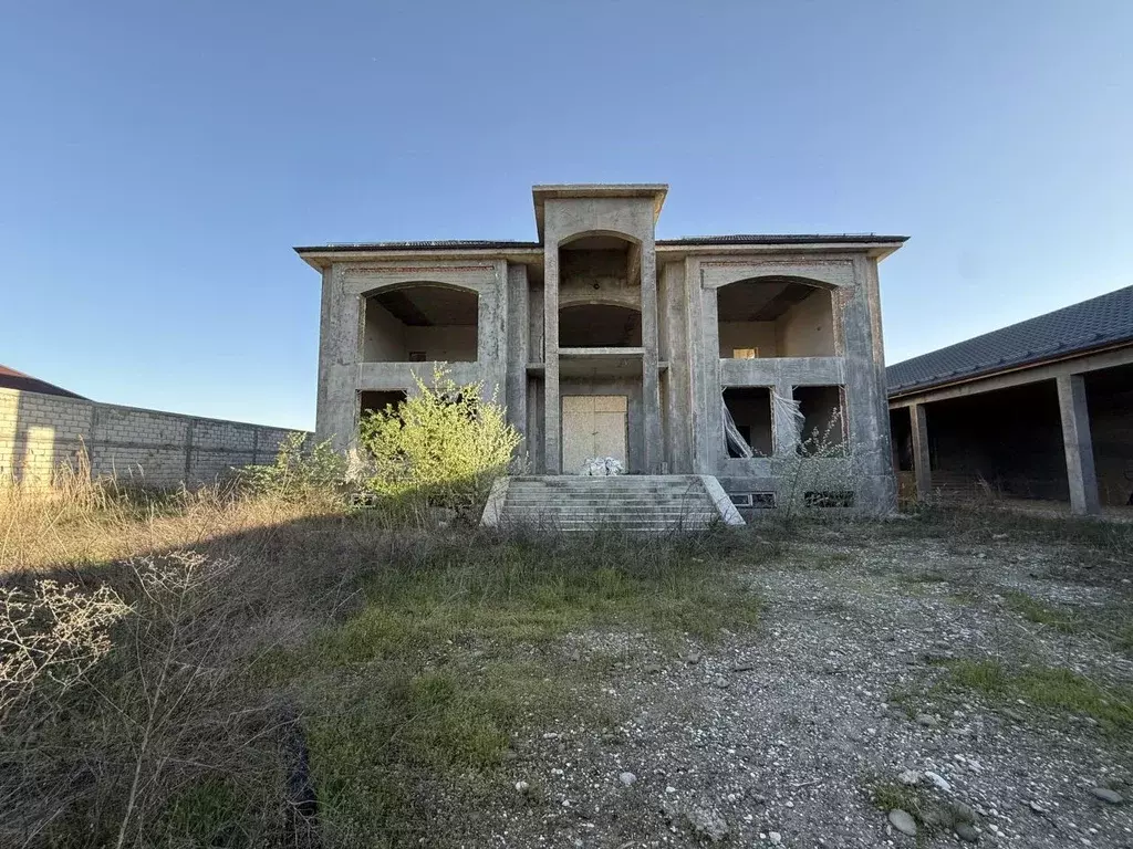 Дом в Чеченская республика, Грозный ул. Сергея Есенина (1300 м) - Фото 1