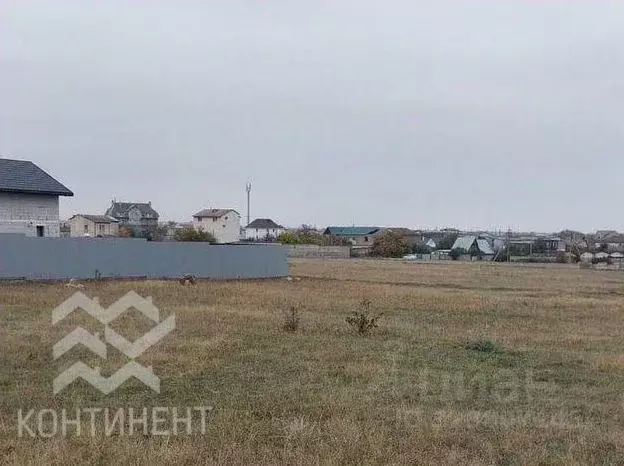 Участок в Крым, Черноморский район, с. Новосельское ул. Восточная ... - Фото 1