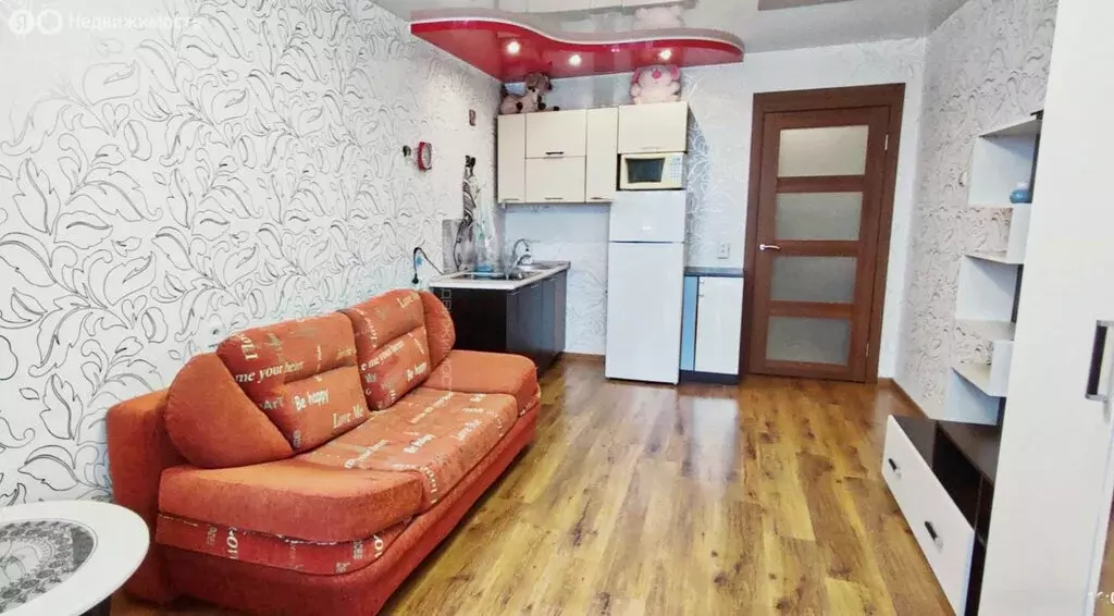 Квартира-студия: Киров, Ленинский район, улица Азина, 17 (24 м) - Фото 1