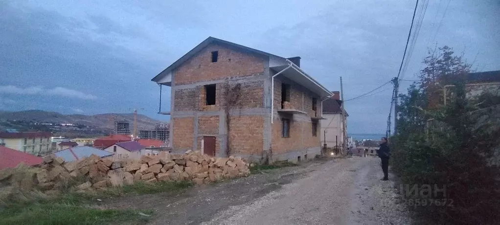 Дом в Крым, Феодосия муниципальный округ, Коктебель пгт ул. Ильюшина ... - Фото 1