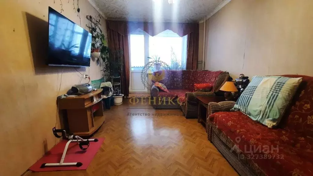 3-к кв. Белгородская область, Белгород ул. Есенина, 20а (72.0 м) - Фото 1