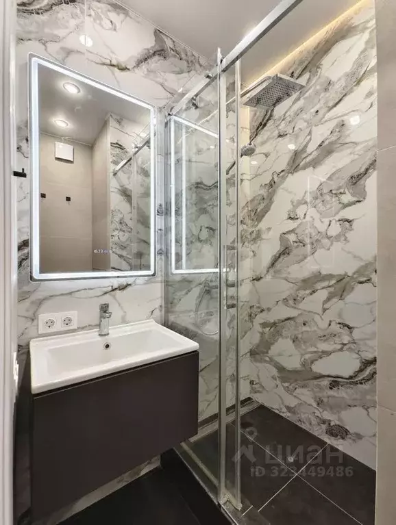 2-к кв. Тюменская область, Тюмень Новгородская ул., 1 (55.4 м) - Фото 1